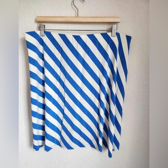 Tommy Bahama Diagonal Stripes White and Blue Jersey Skirt New - Picture 2 of 9